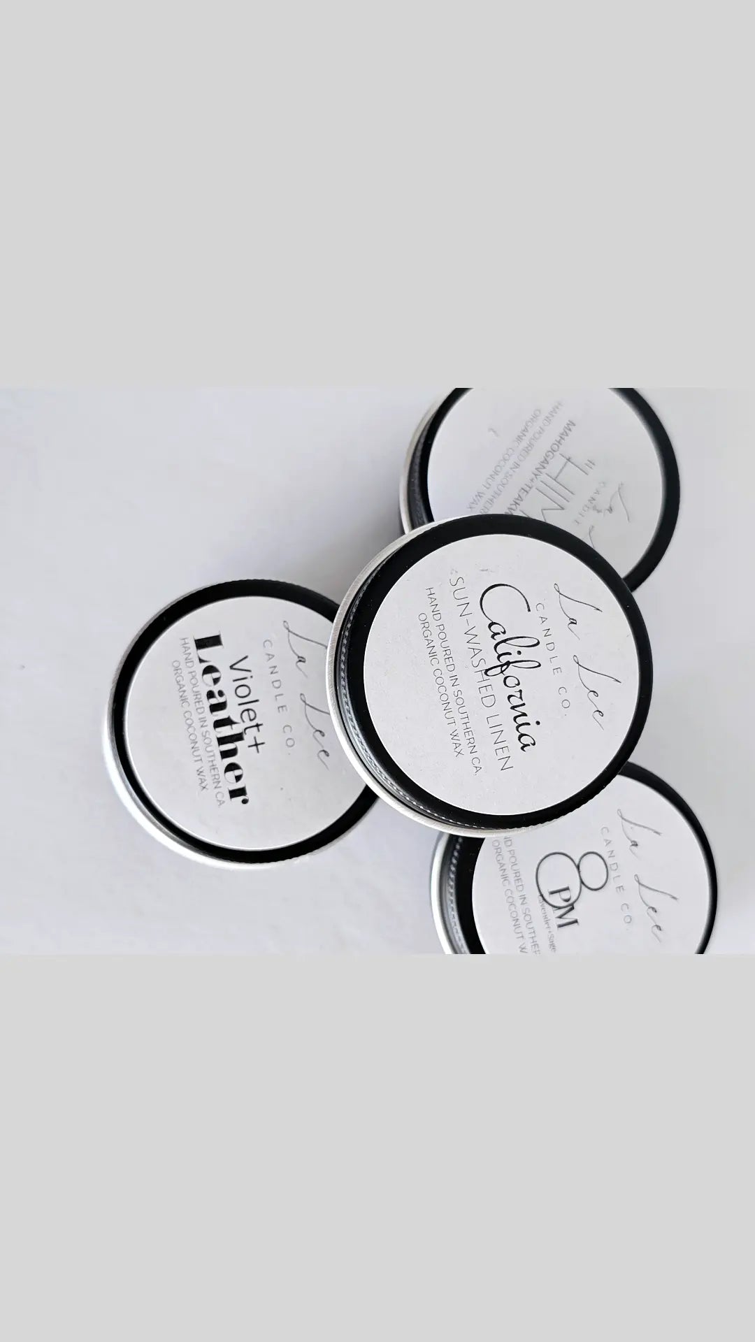 Discovery tiny tin sets